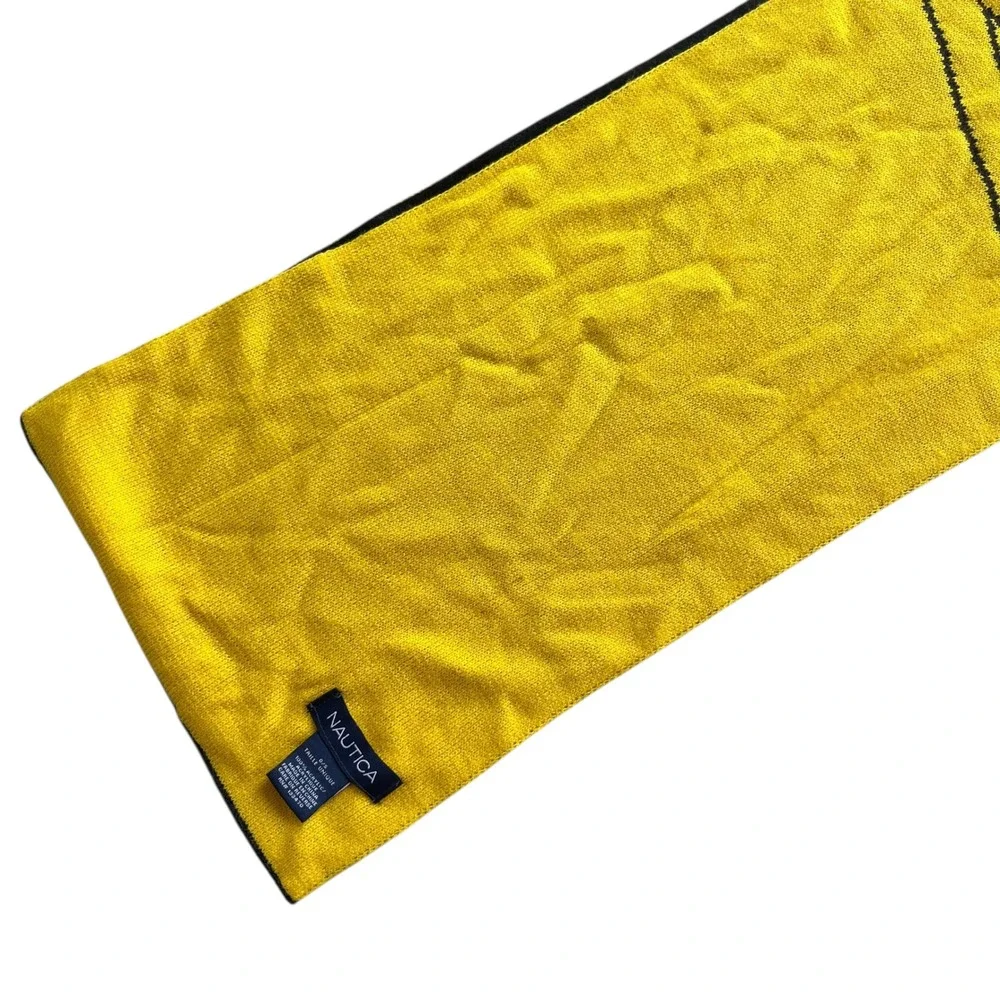 Nautica Signature Navy Blue Yellow Logo Reversible Knit Winter Scarf NT00038 Coz